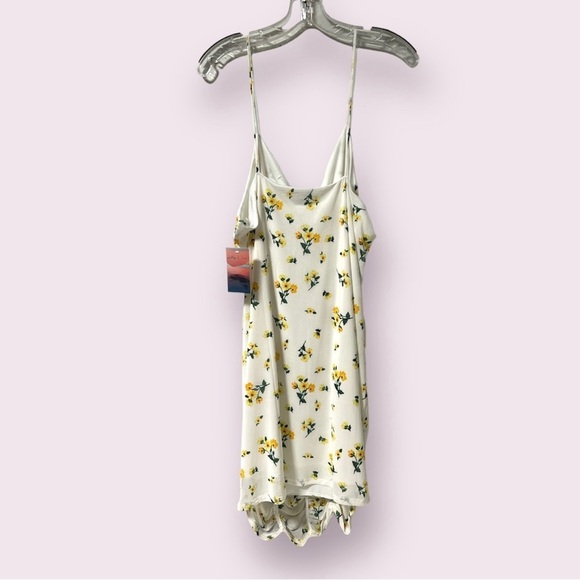 Haley & June NWT White Floral Spaghetti Strap Ruched Dress Women’s Plus Size 2X - Picture 4 of 15